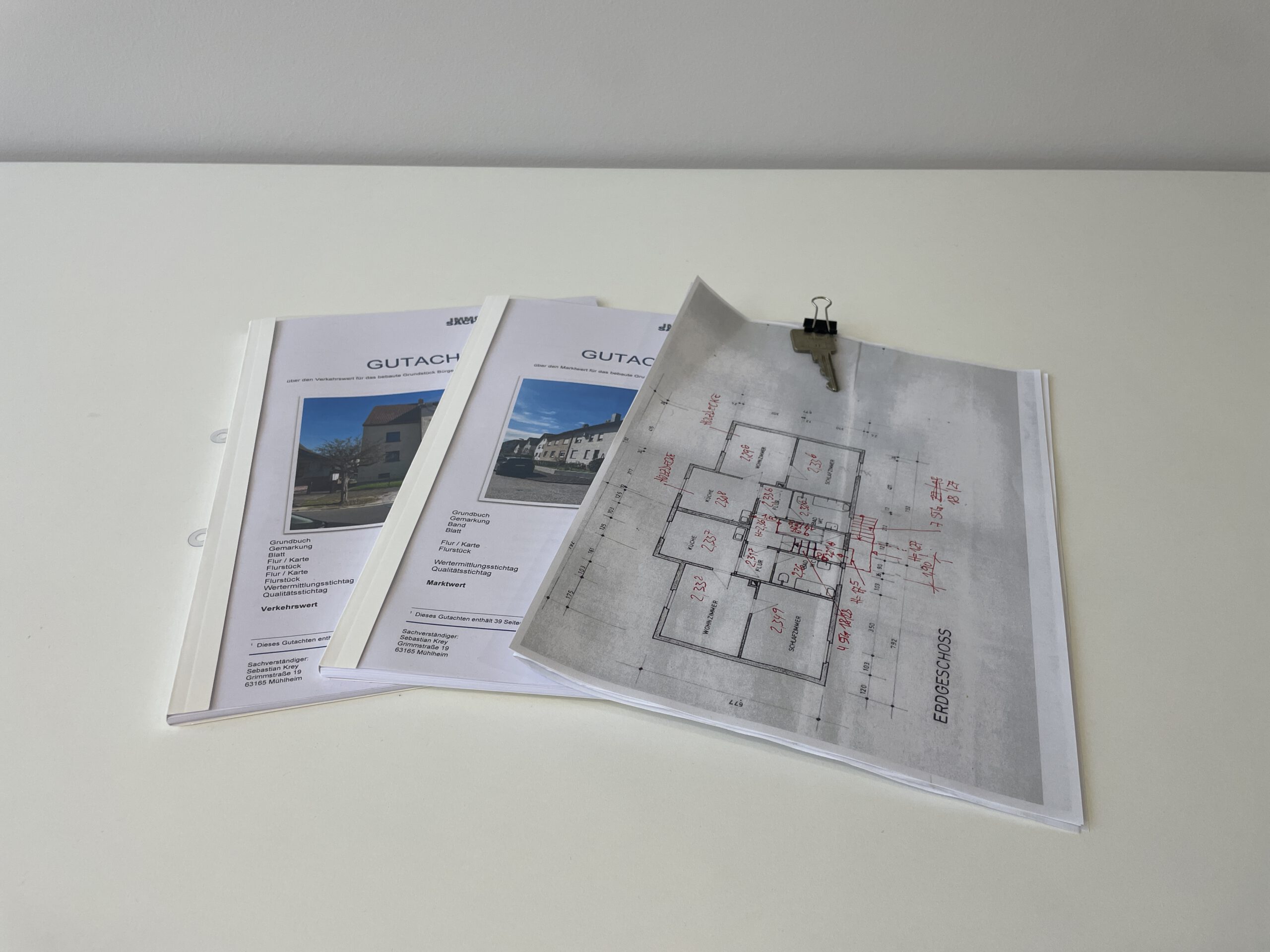Gutachten und Grundriss